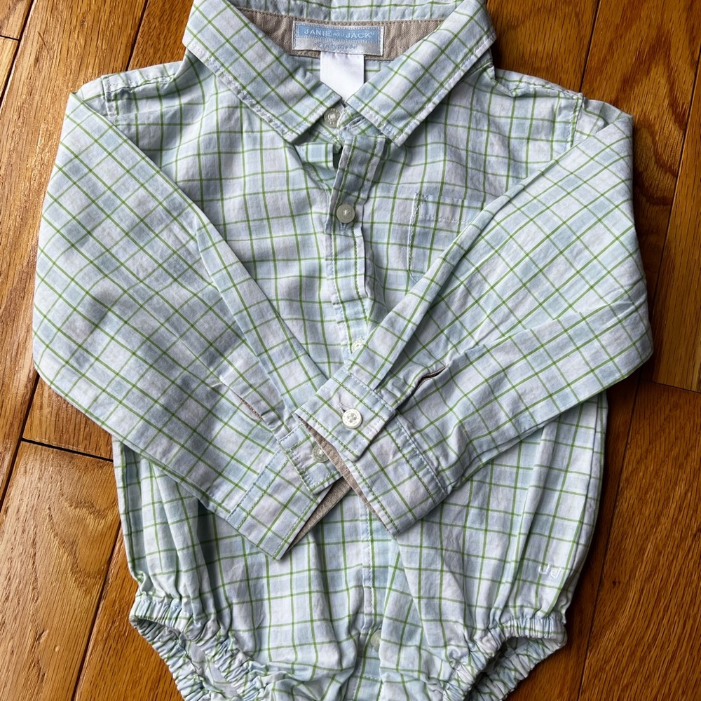 EUC, 12-18, Janie and Jack green plaid button down bodysuit/onesie.